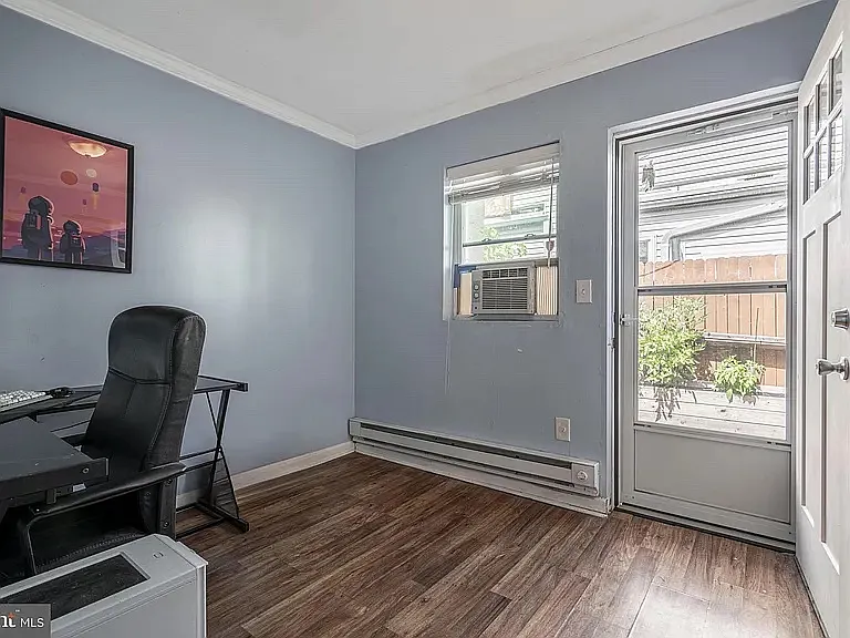 2 bed, 800 sqft, $1,800 — Photo 4