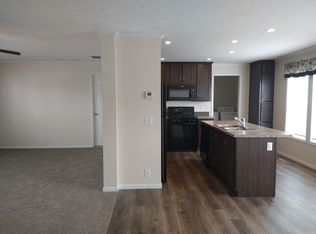 395 Jackson Cir #395, Davison, MI
