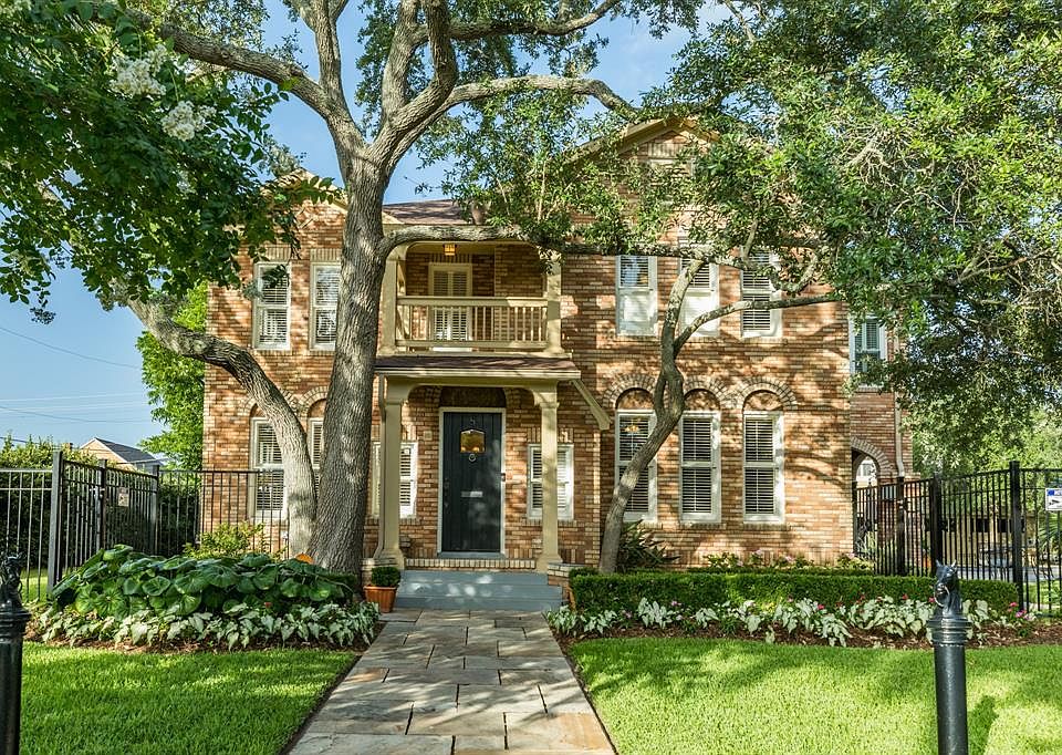 8 Cedar Lawn Cir, Galveston, TX 77551 Zillow