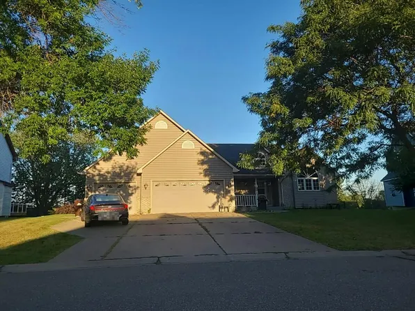 8646 Jewel Ave S, Cottage Grove, MN 55016