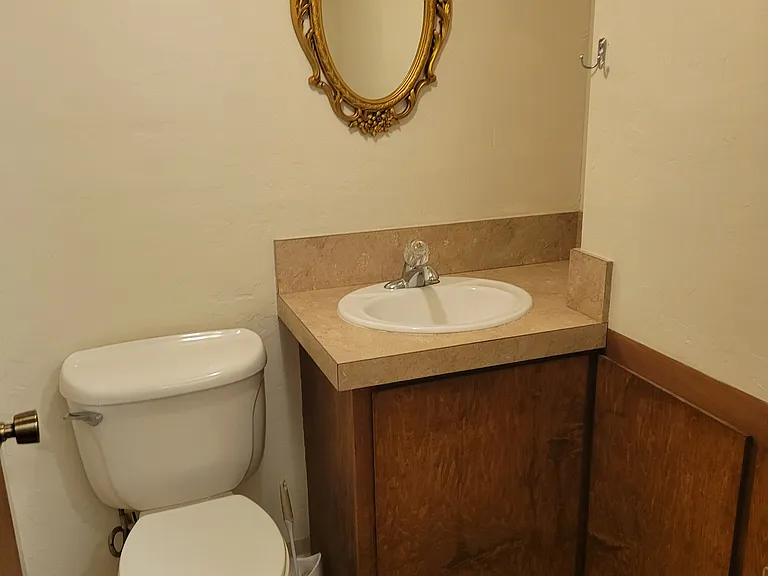 2425 Wildflower Dr — Photo 27