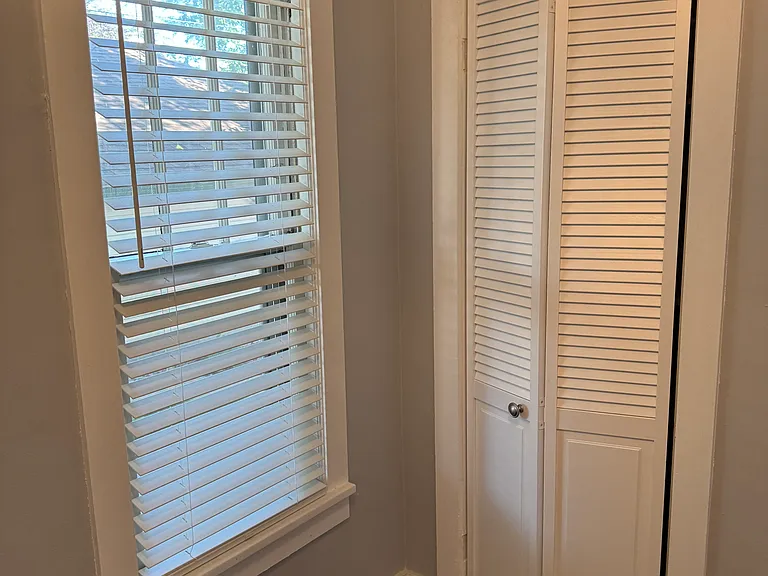 3231 Emerson Ave S — Photo 21