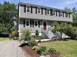 29 Hastings Rd, Dedham, MA 02026