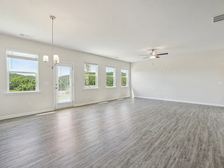 60 Briarwood Dr — Photo 10