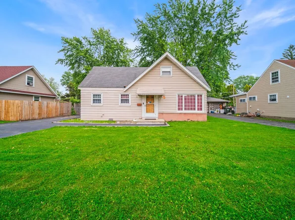 821 N Roy Ave, Melrose Park, IL 60164