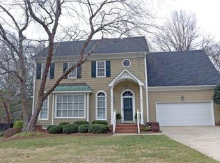 6110 Lindley Woods Dr, Greensboro, NC 27410