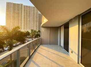 488 NE 18th St Unit 204, Miami, FL 33132