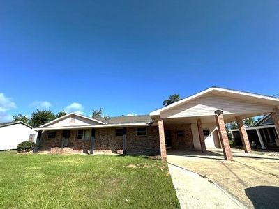 2611 Pineview St, Lake Charles, LA, 70615