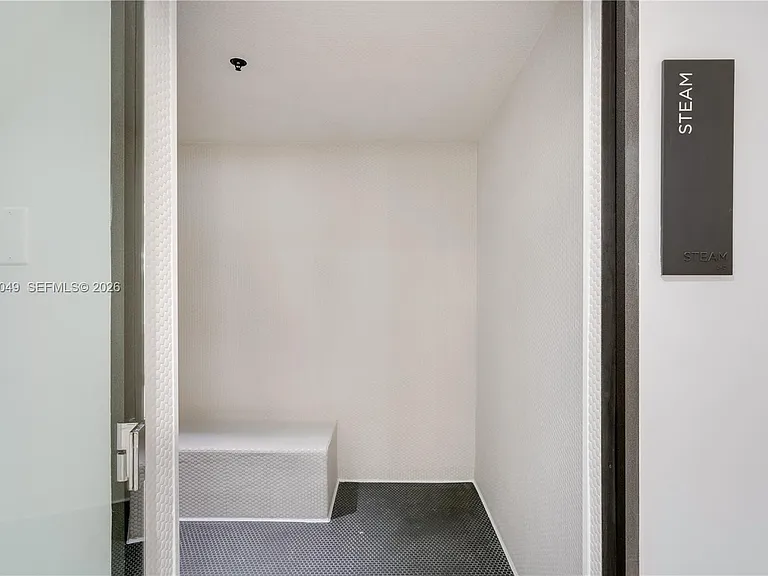 225 N Miami Ave #1707 — Photo 26