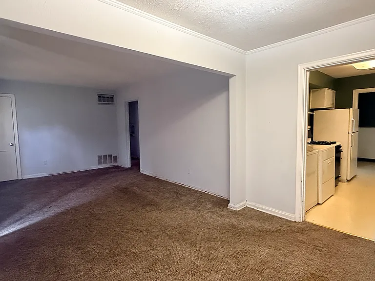 4300 Powell Ave — Photo 5