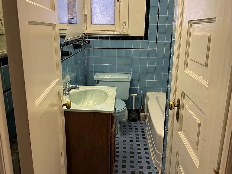 1720 Spruce St #5 — Photo 8