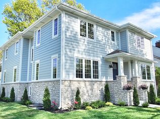 2023 Milton Ave, Park Ridge, IL 60068