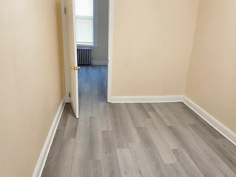 54-06 Nurge Ave #3 — Photo 3