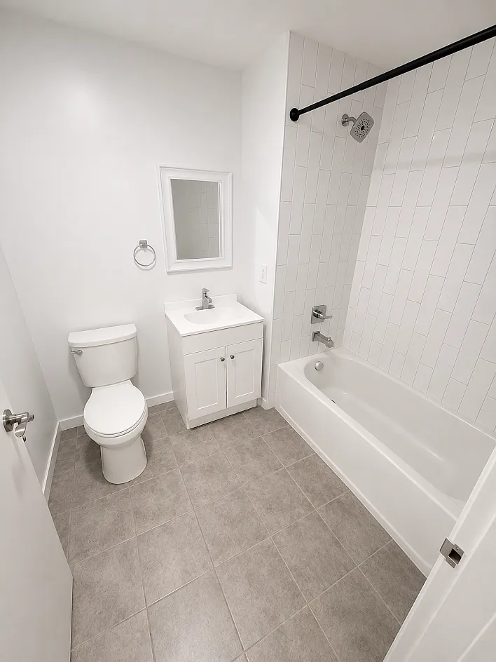 1 bed, $1,963 — Photo 4