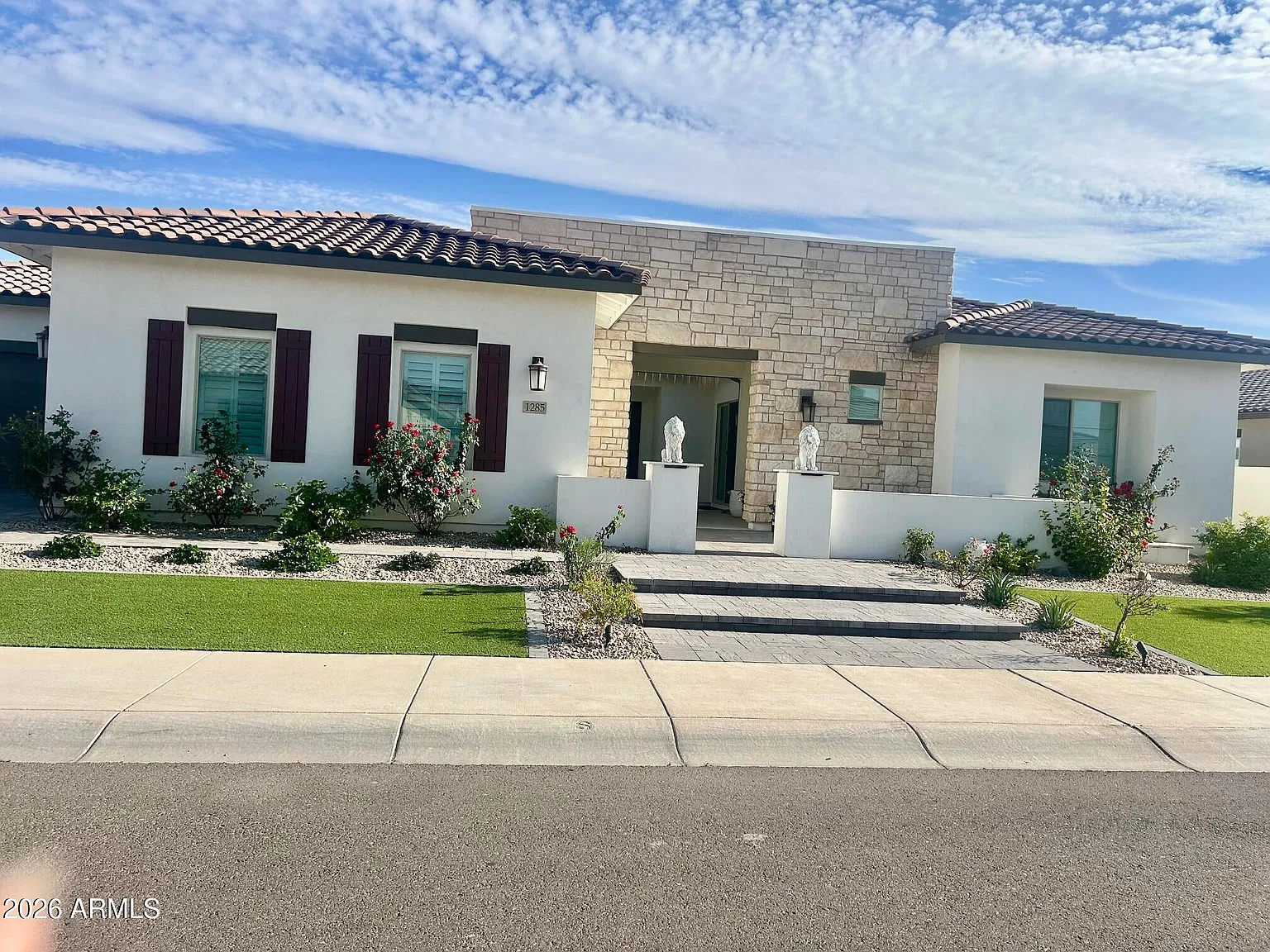 5 bed, 4.5 bath, $5,950 — Photo 1