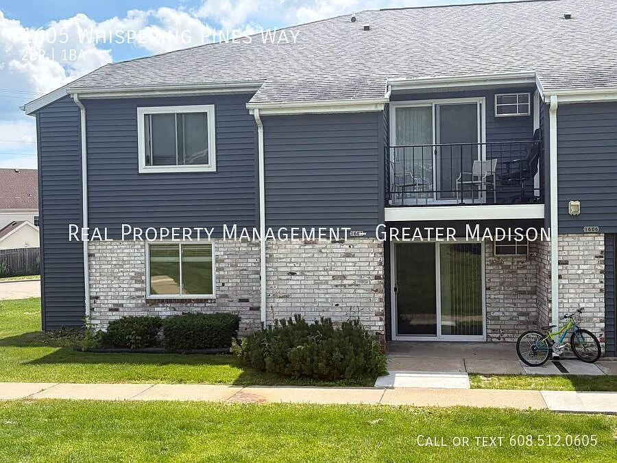 1605 Whispering Pines Way