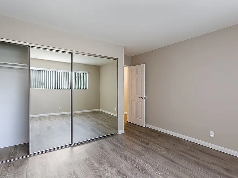 13919 Coteau Dr — Photo 7