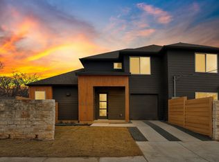 6900 Reese Ln #B, Austin, TX 78757