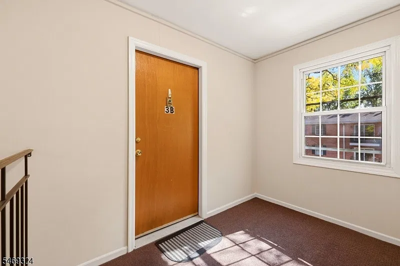 2 bed, 1.0 bath, 908 sqft, $2,500 — Photo 4