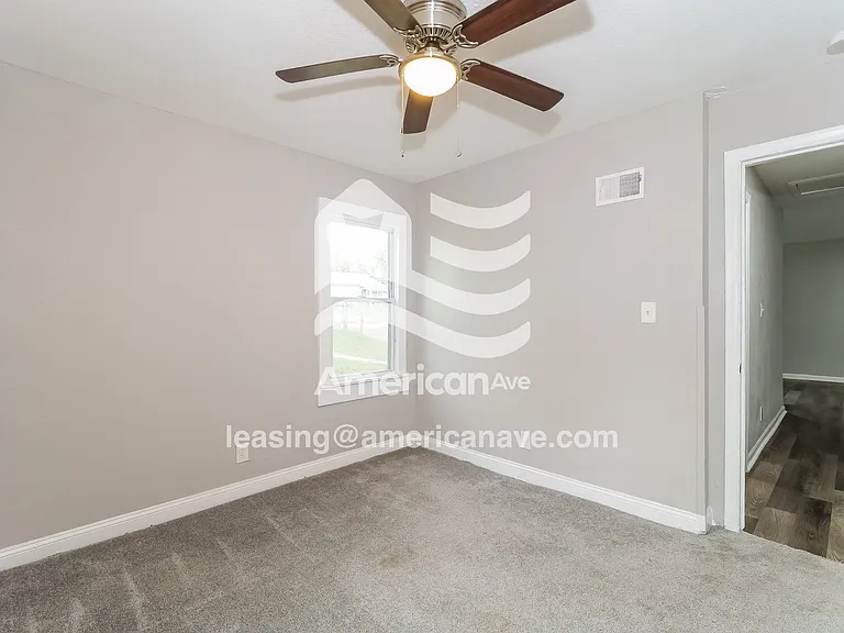 1549431_013_wm_-_bedroom_13218288.jpg