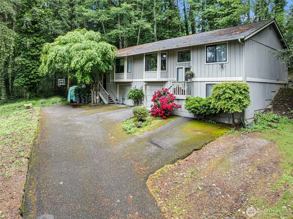 6222 54th Avenue Ct W, University Place, WA 98467