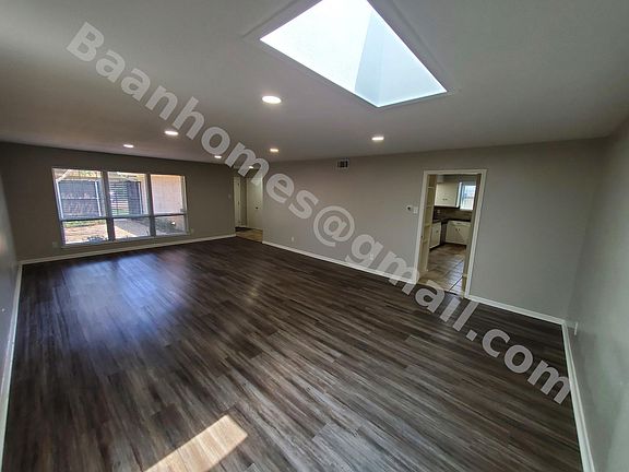 4th image of 11339 Park Central Pl
