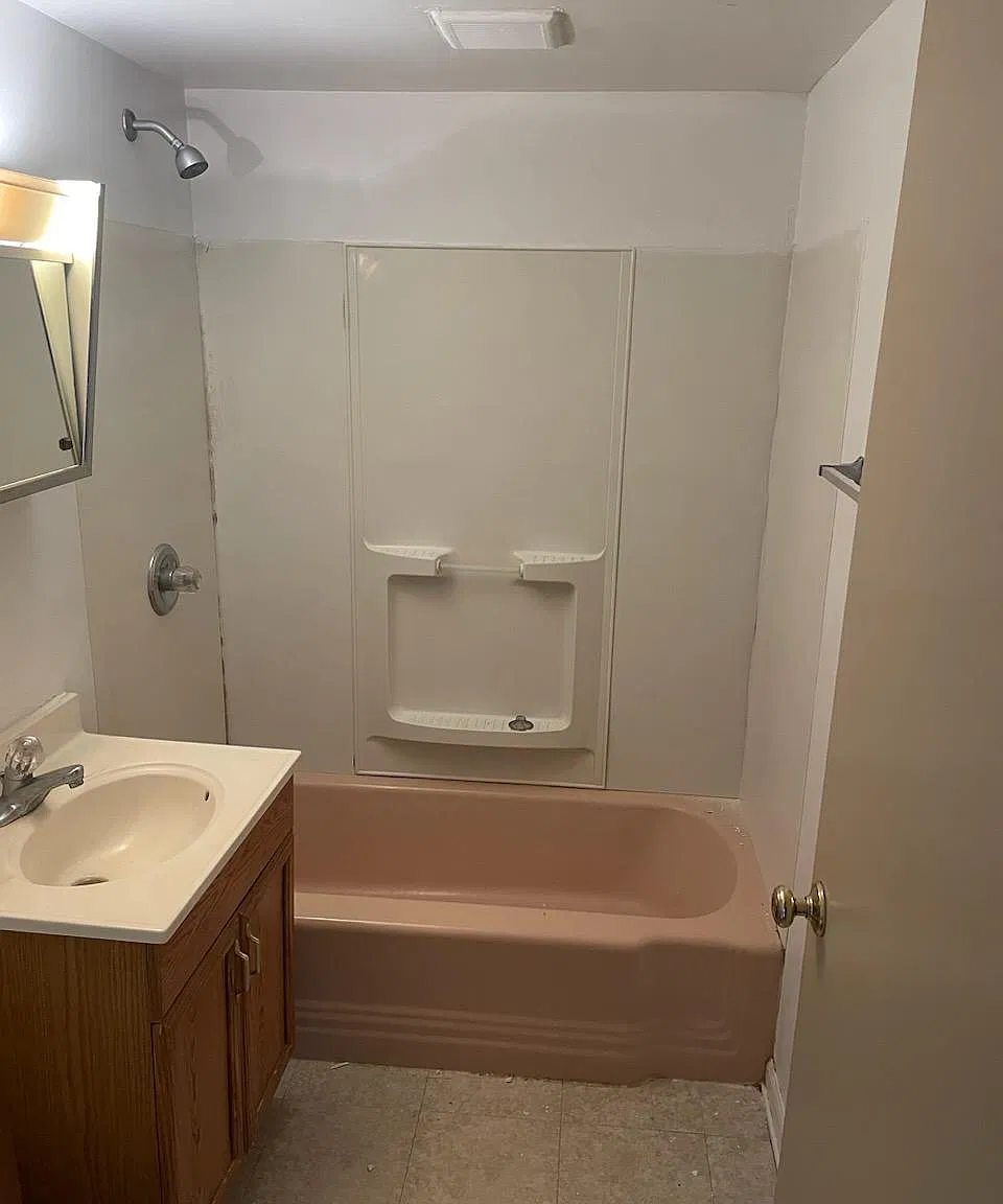1 bed, 700 sqft, $1,150 — Photo 2