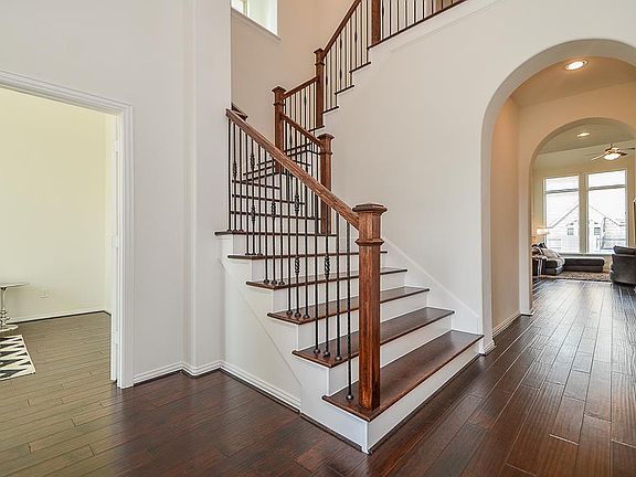 5th image of 11011 Glenrothers Dr
