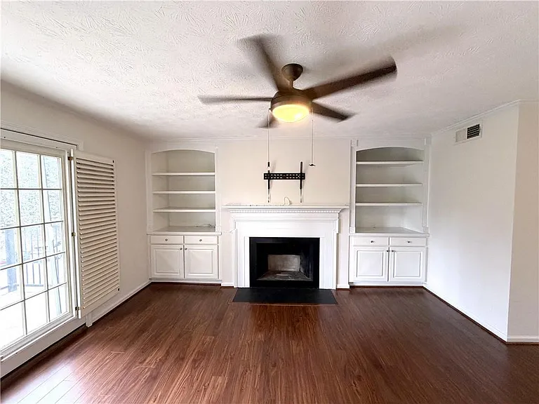 3513 Essex Ave #67 — Photo 7