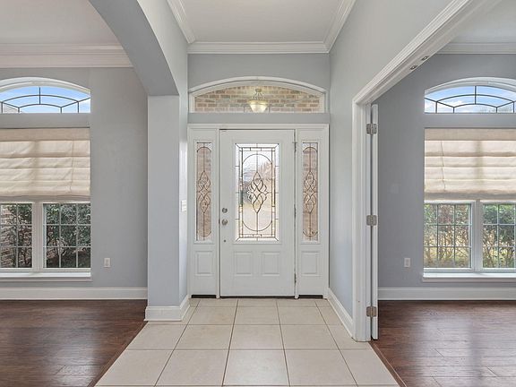4th image of 2909 Chancery Ln