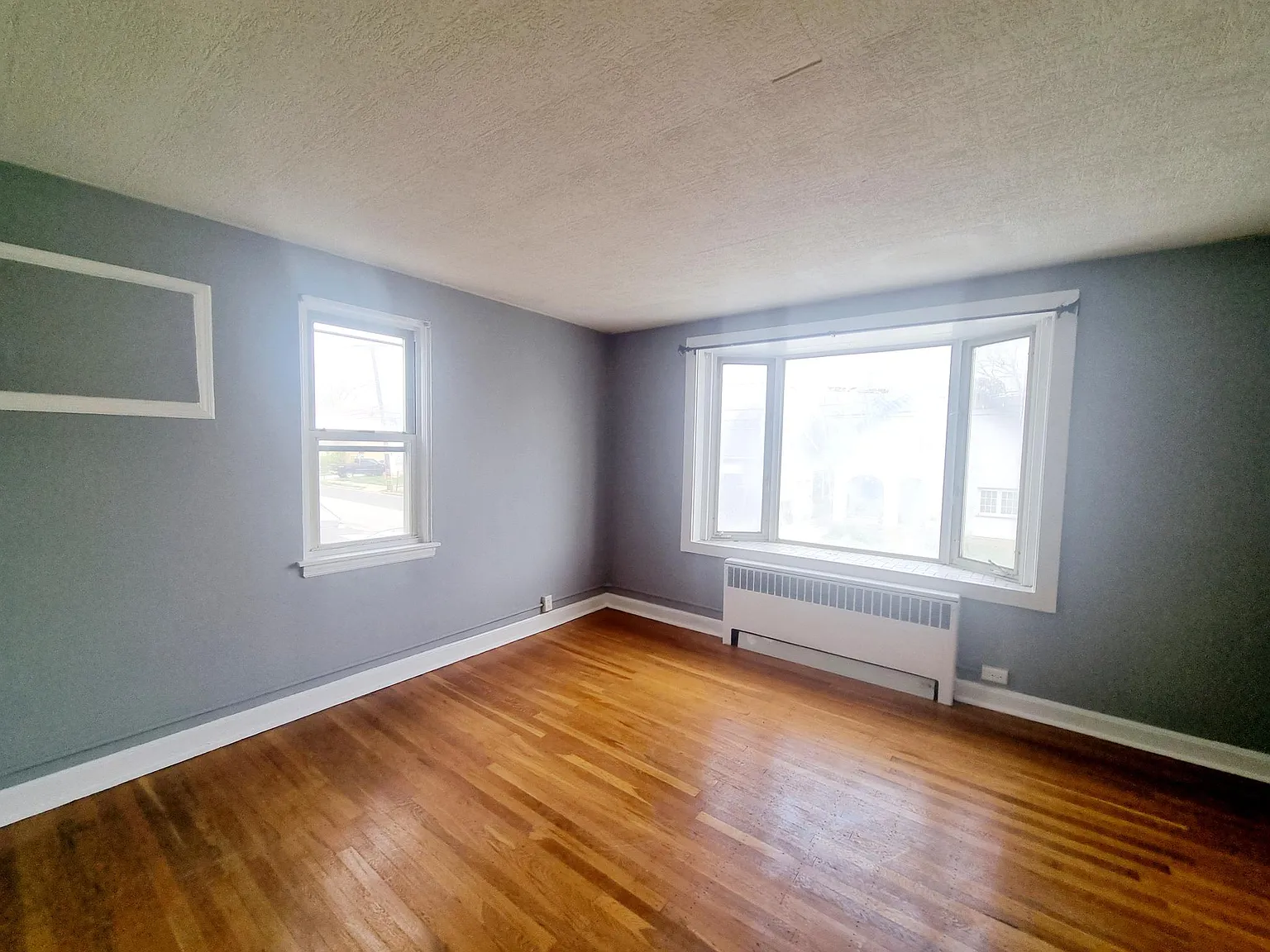 1 bed, 700 sqft, $1,950 — Photo 4
