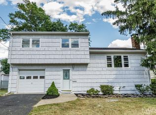 106 4th St, Middlesex, NJ 08846