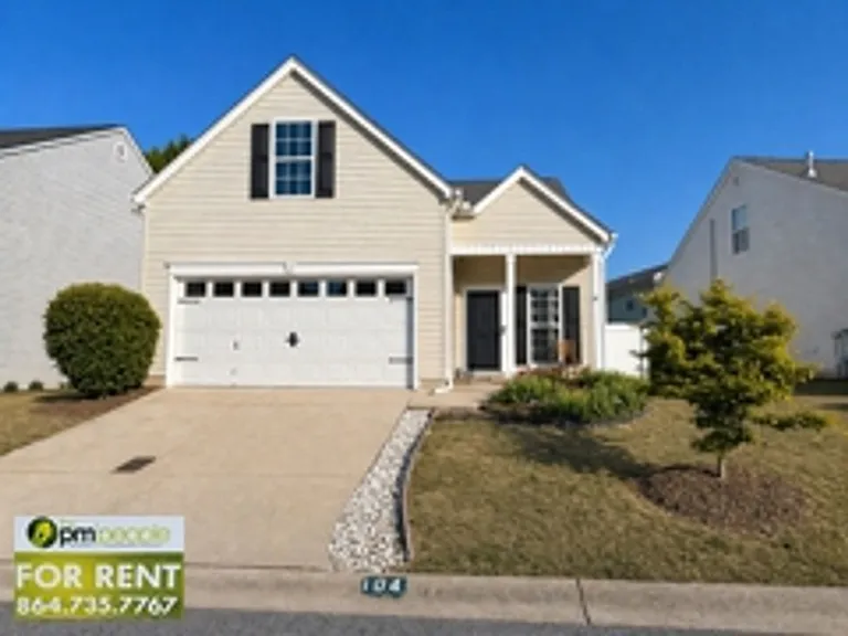 104 Pin Oak Ct — Photo 1