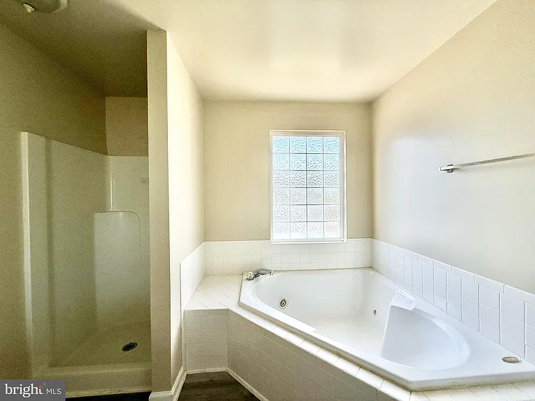 6002 Bush Ct — Photo 12
