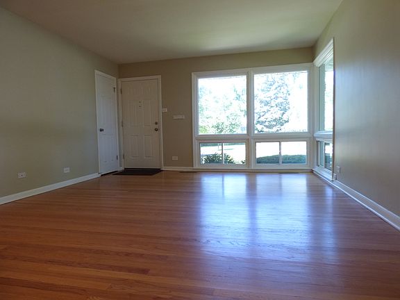 2nd image of 3 S Reuter Dr
