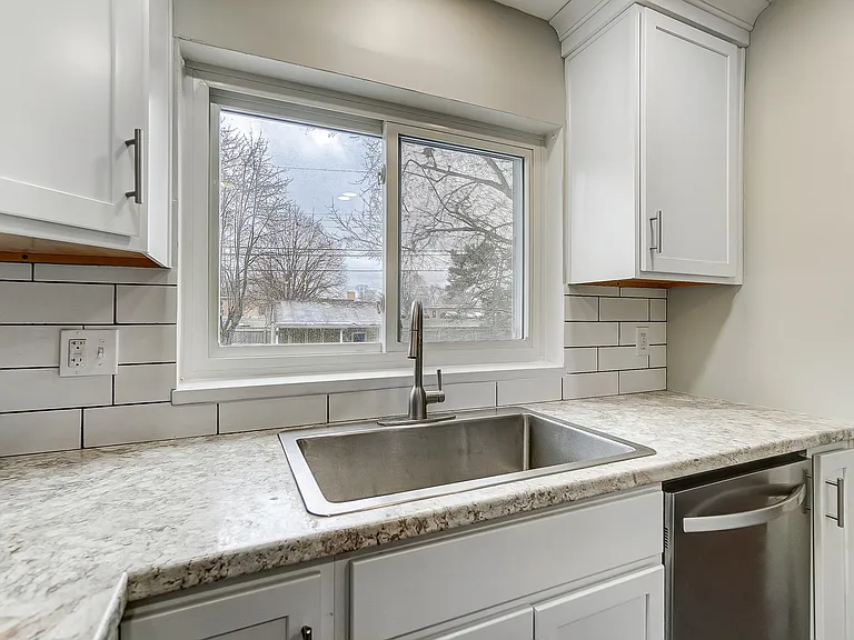 4016 Maricarr Dr — Photo 20