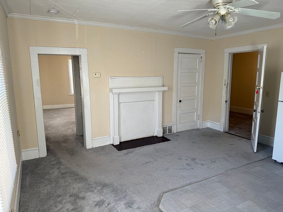 1st image of 402 N Ennis St #3