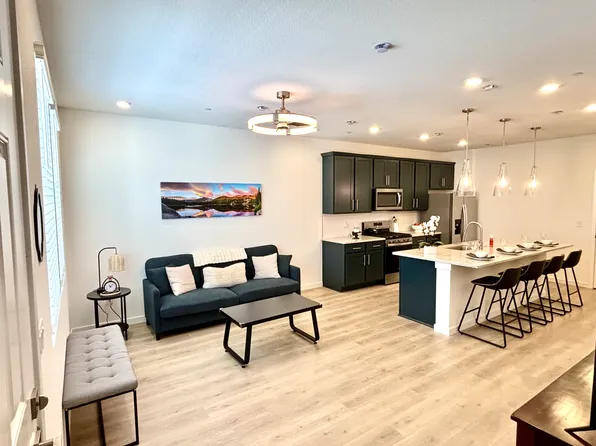 2773 Bear Springs Cir, Longmont, CO 80503