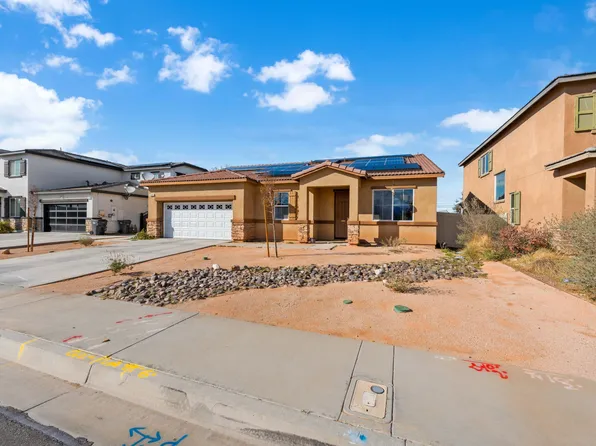 5465 Lilac Dr, Palmdale, CA 93552