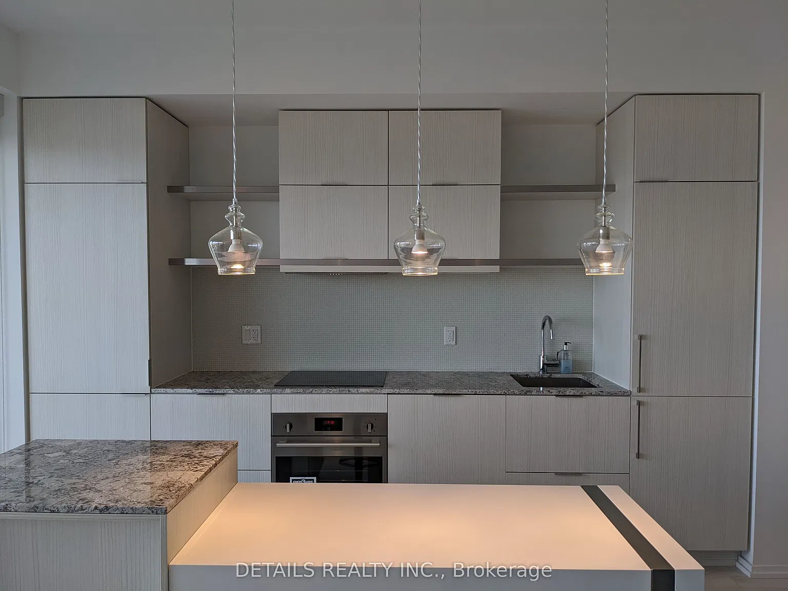 1 bed, $2,250 — Photo 4