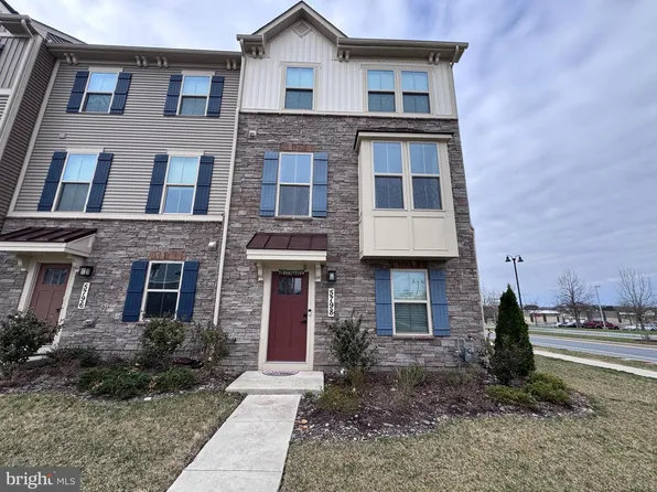 5798 Meadowood St, New Market, MD 21774