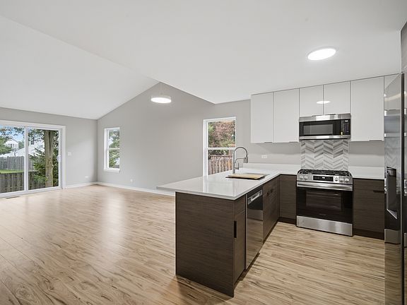 5th image of 510 S Annandale Dr