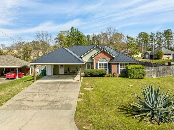 705 Mill Pond Dr, Phenix City, AL 36870