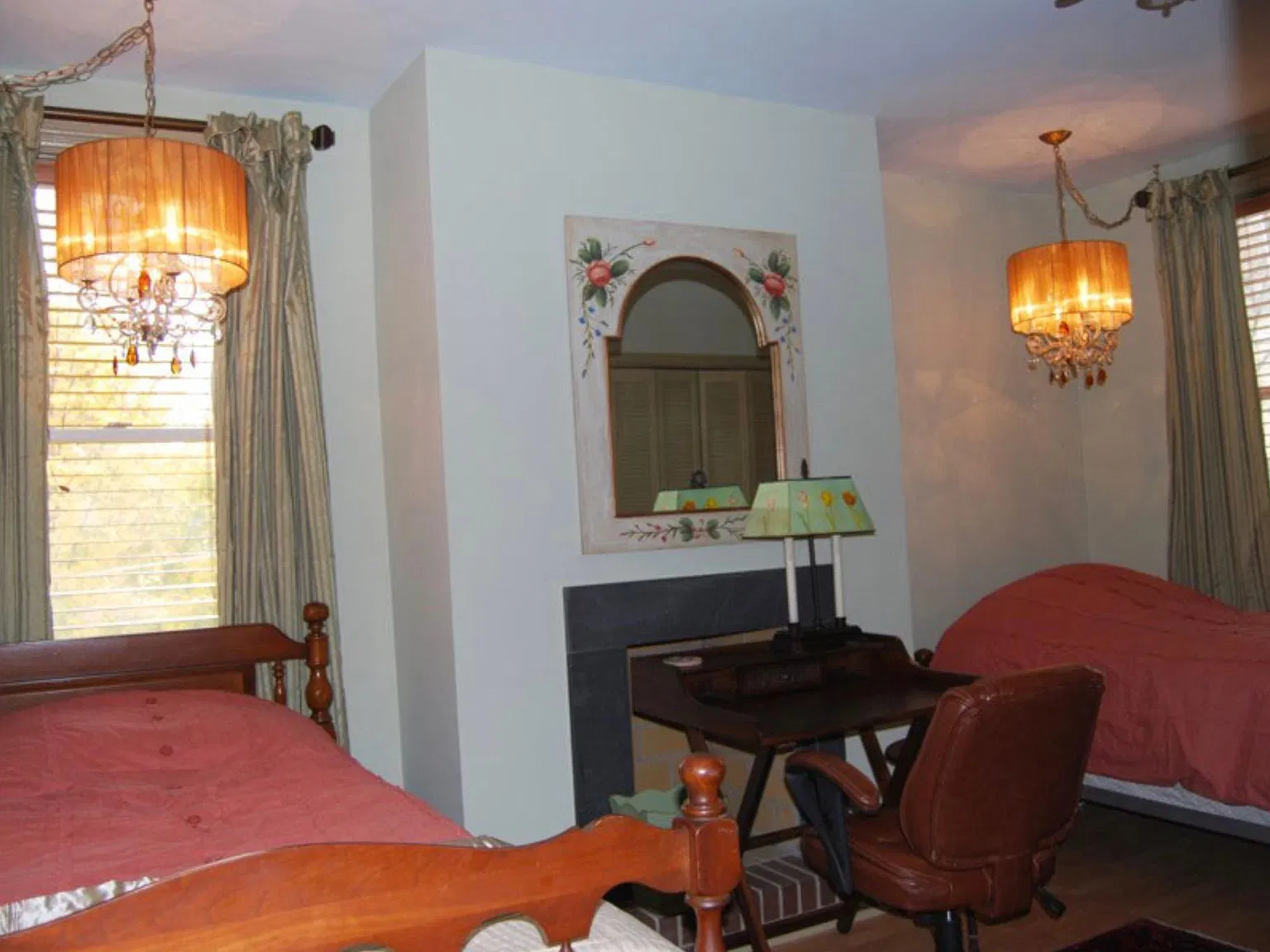917 S Aiken Ave — Photo 4
