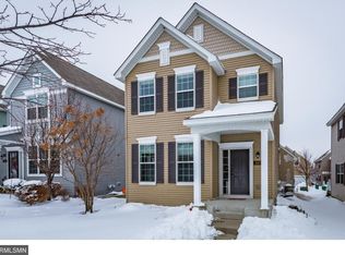10171 Indigo Dr, Eden Prairie, MN 55347