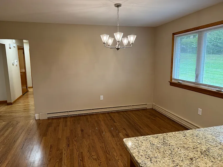 1035 Ridge Ave — Photo 16