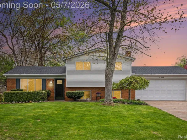 4363 Nelsey Rd, Waterford, MI 48329