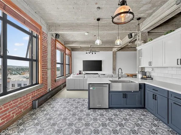 100 W 5th St Unit 7E, Long Beach, CA 90802
