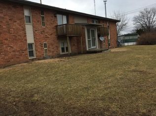 1309 Four Hpark Rd #8, Pontiac, IL 61764