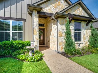 2969 Archer Dr, Bryan, TX 77808